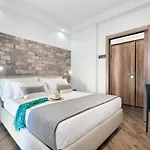 Viria فندق مبيت وإفطار سورينتو